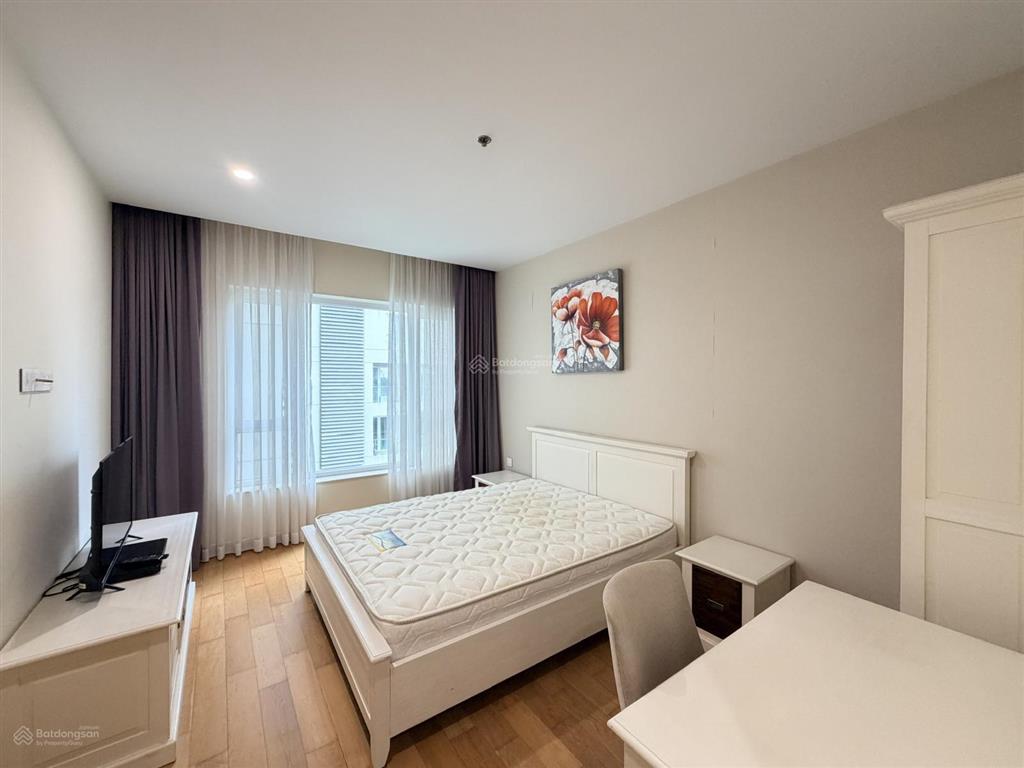 Cho thuê căn hộ 2 phòng ngủ đảo kim cương, 110m2, đầy đủ nội thất, nhà đẹp, sạch sẽ, yên tĩnh