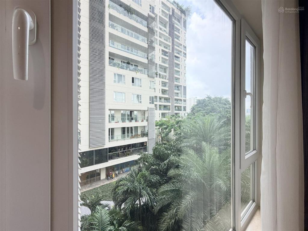 Cho thuê căn hộ 2 phòng ngủ đảo kim cương, 110m2, đầy đủ nội thất, nhà đẹp, sạch sẽ, yên tĩnh
