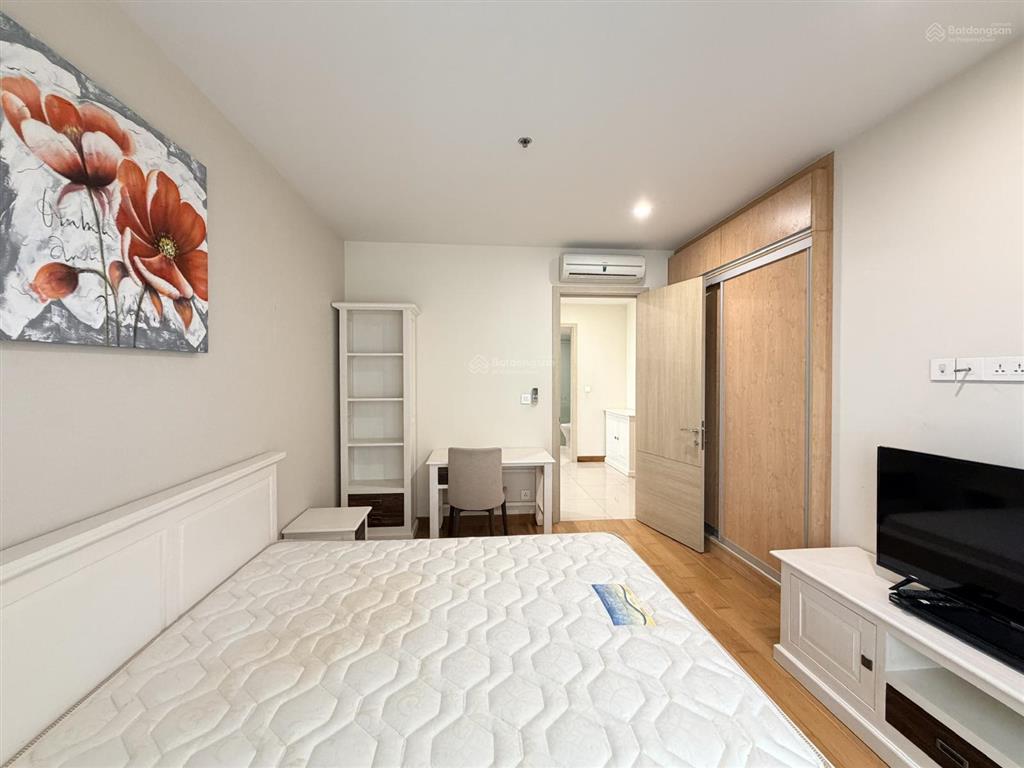 Cho thuê căn hộ 2 phòng ngủ đảo kim cương, 110m2, đầy đủ nội thất, nhà đẹp, sạch sẽ, yên tĩnh