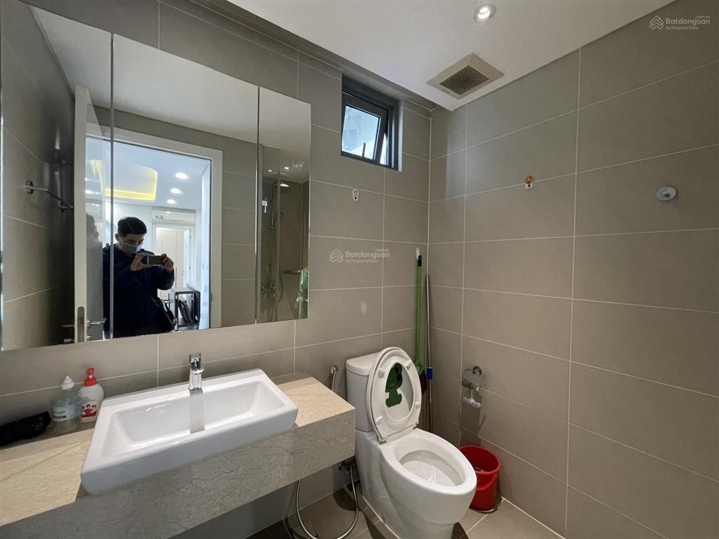 Cho thuê căn hộ 2 phòng ngủ đảo kim cương, 89 m2, view hồ bơi, nội thất đầy đủ, 25 triệu/tháng
