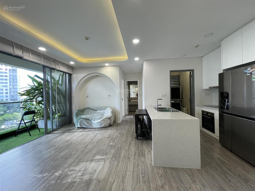 Cho thuê căn hộ 2 phòng ngủ đảo kim cương, 89 m2, view hồ bơi, nội thất đầy đủ, 25 triệu/tháng