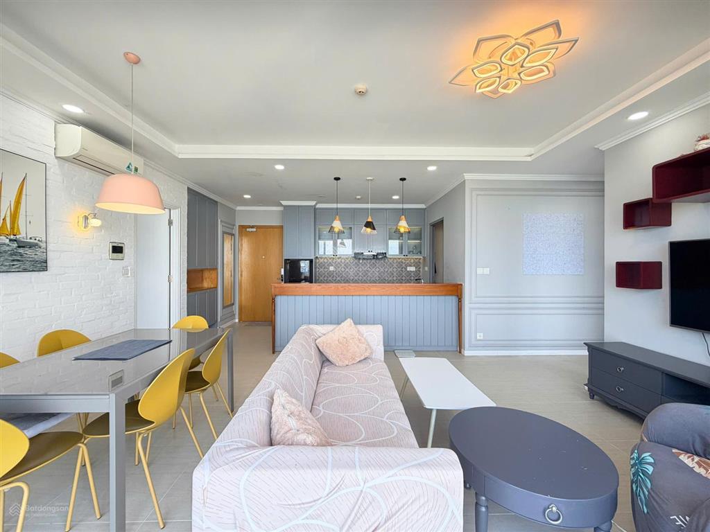 Cho thuê căn hộ 2 phòng ngủ đảo kim cương, nội thất đẹp, 87 m2, giá thuê 26 triệu/tháng
