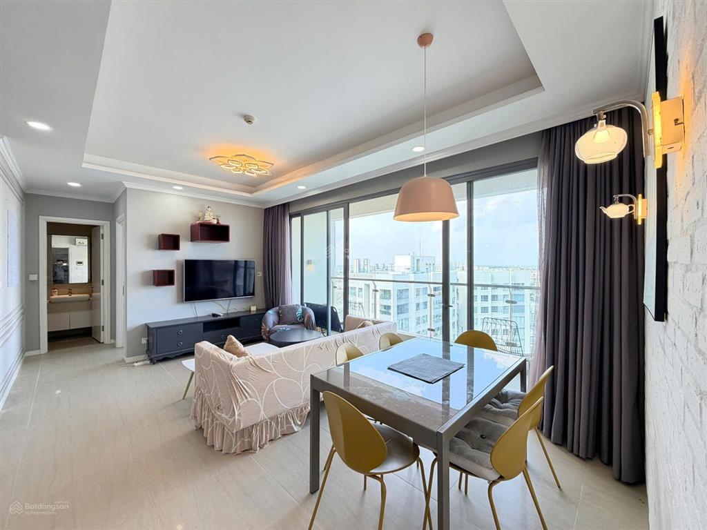 Cho thuê căn hộ 2 phòng ngủ đảo kim cương, nội thất đẹp, 87 m2, giá thuê 26 triệu/tháng