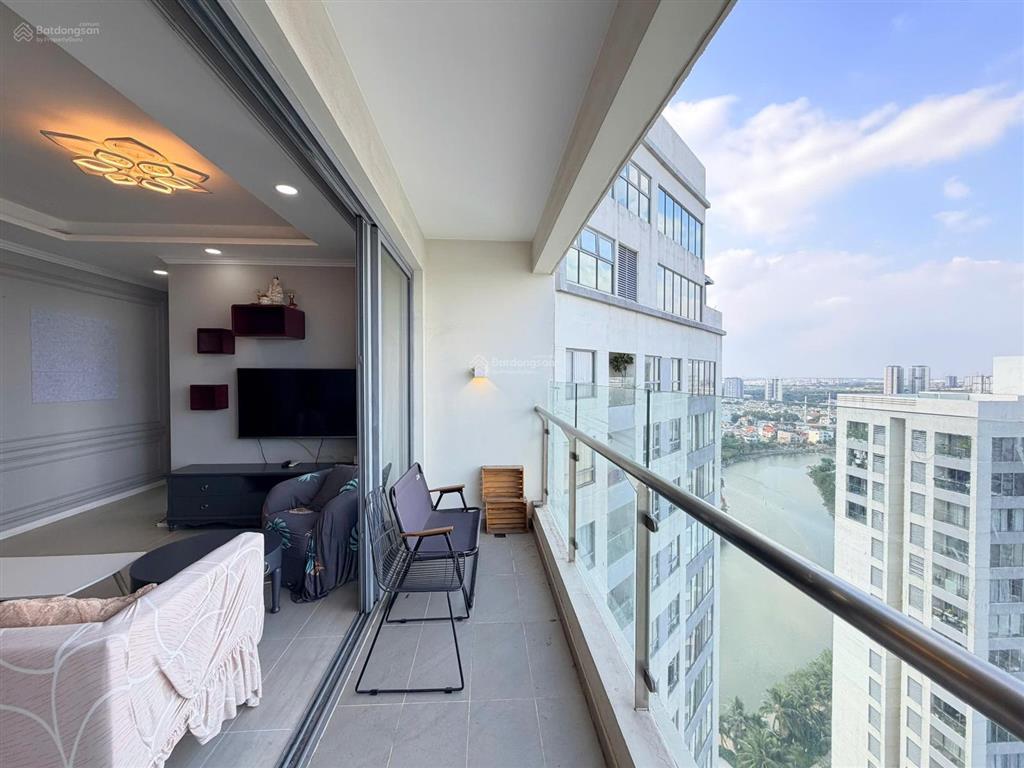 Cho thuê căn hộ 2 phòng ngủ đảo kim cương, nội thất đẹp, 87 m2, giá thuê 26 triệu/tháng