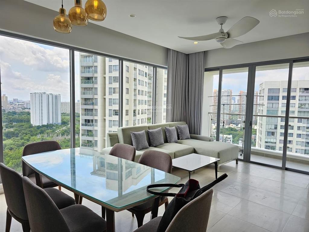 Cho thuê căn hộ 3 phòng ngủ đảo kim cương quận 2, 117 m2, view hồ bơi, nội thất đẹp, đầy đủ