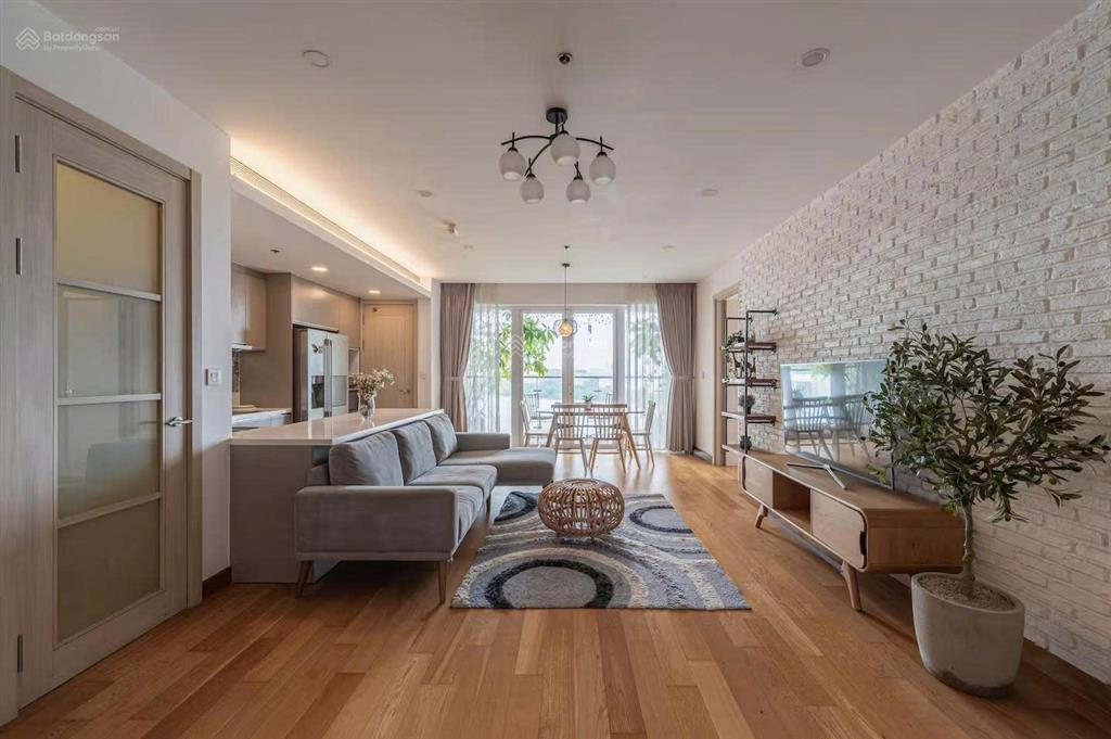Cho thuê căn hộ 2 phòng ngủ đảo kim cương quận 2, diện tích 110 m2, view sông sài gòn, nội thất đẹp