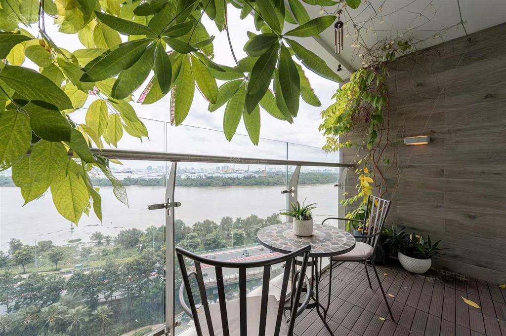 Cho thuê căn hộ 2 phòng ngủ đảo kim cương quận 2, diện tích 110 m2, view sông sài gòn, nội thất đẹp