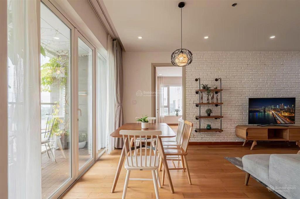 Cho thuê căn hộ 2 phòng ngủ đảo kim cương quận 2, diện tích 110 m2, view sông sài gòn, nội thất đẹp