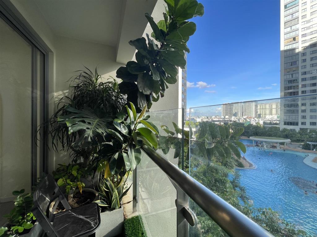 Cho thuê căn hộ 2 phòng ngủ đảo kim cương, 89m2, view hồ bơi, nội thất đẹp, 25 triệu/tháng
