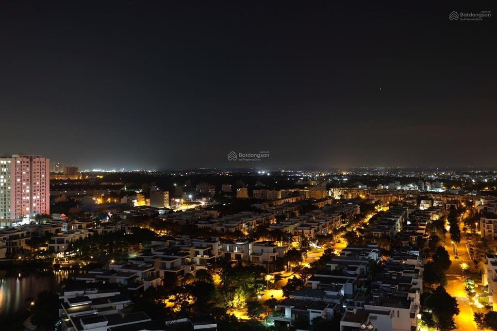 Hot! bán căn 3pn, 2wc, view ngoài, 90m2