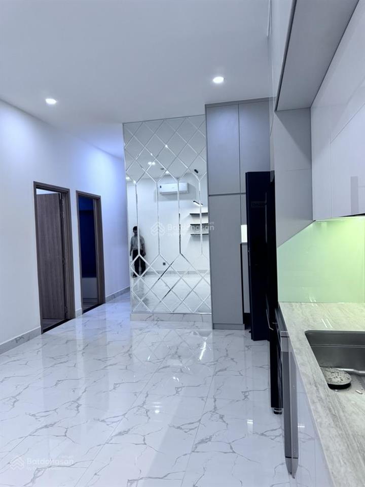 Siêu tốt bán căn 3pn lakeview 2, diện tích 96m2, giá 14.75 tỷ. sổ hồng, hợp đồng thuê 36tr net