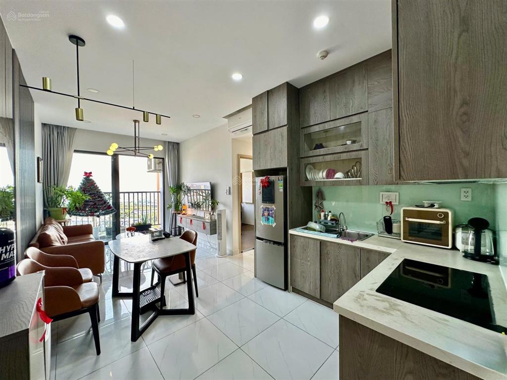 Căn góc 2pn view sông biệt thự mát mẻ tầng 15