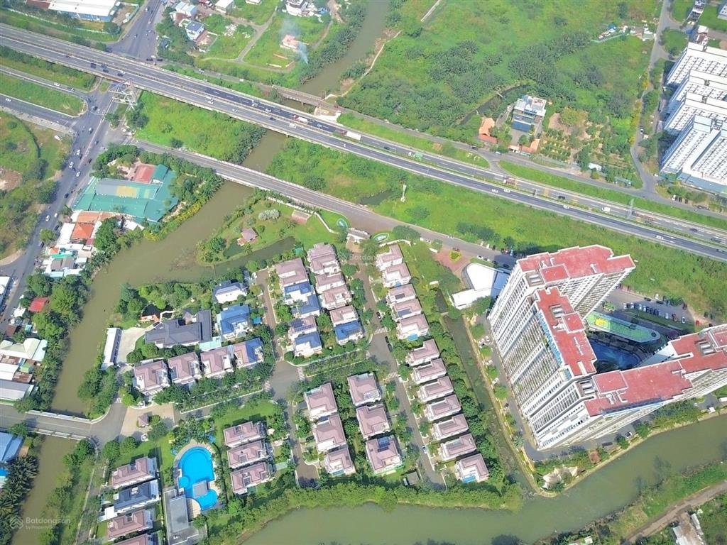 Căn hộ view nhà phố biệt thự 70m2