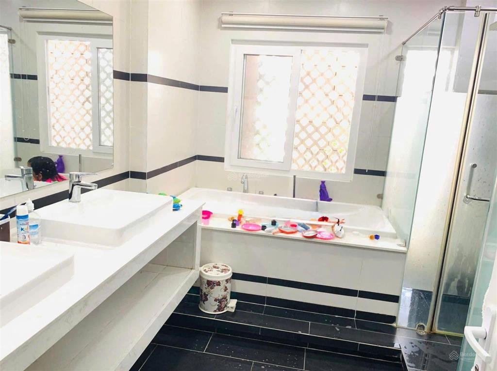 Bán gấp nhà huỳnh đình hai phường bình thạnh, 1 trệt 2 lầu diện tích 51,6m2, sổ hồng