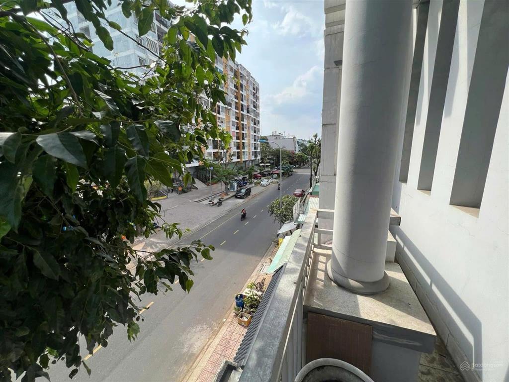 Cho thuê nhà mặt tiền đường d2 tăng nhơn phú a quận 9, 1 trệt 2 lầu, làm việc chính chủ giá tốt
