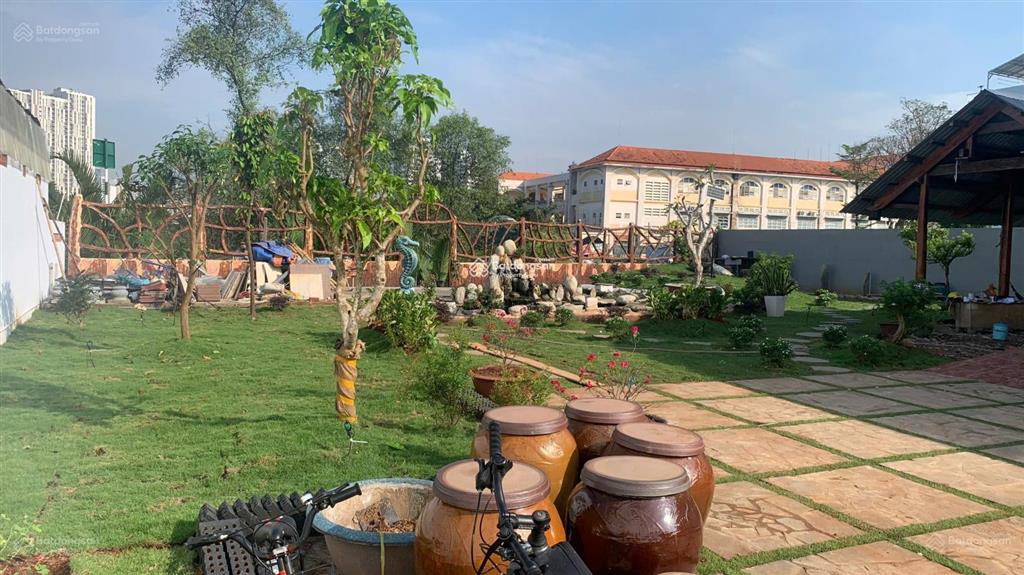 Chính chủ bán  biệt thự sân vườn siêu đẹp, thoáng rộng, mát mẻ ngay đảo kim cương  duy nhất 1 căn