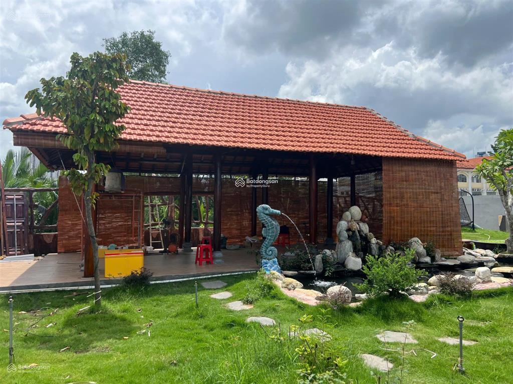 Chính chủ bán  biệt thự sân vườn siêu đẹp, thoáng rộng, mát mẻ ngay đảo kim cương  duy nhất 1 căn