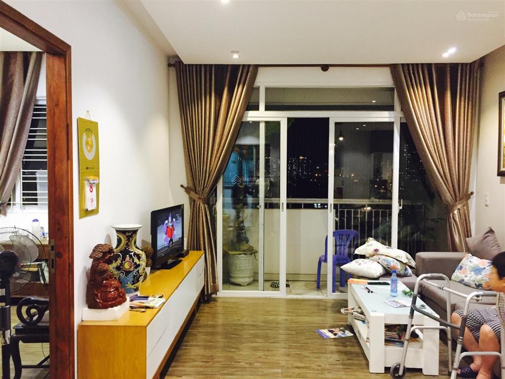 Bán nhiều căn hộ tại tòa r6 đức khải và căn hộ bình khánh, giá chỉ từ 3 tỷ.  0919 358 ***
