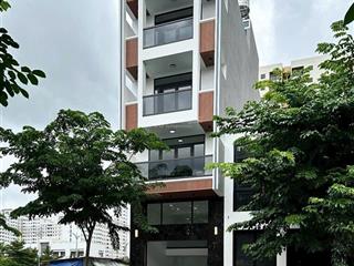 Bán nhà mặt tiền phạm văn ngôn, dt 10x14m đường 30m giá tốt.  0904 357 ***