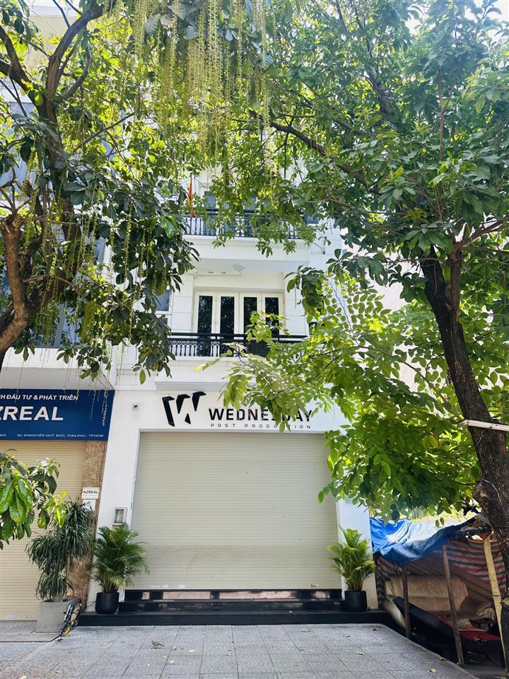 Bán nhiều căn nhà phố tại an phú an khánh giá rẻ.  0904 357 ***  kim anh