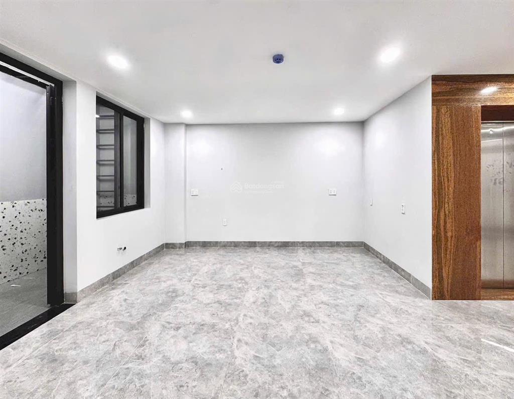 Cho thuê nhà nguyên căn hai mặt tiền giá rẻ.  0904 357 ***