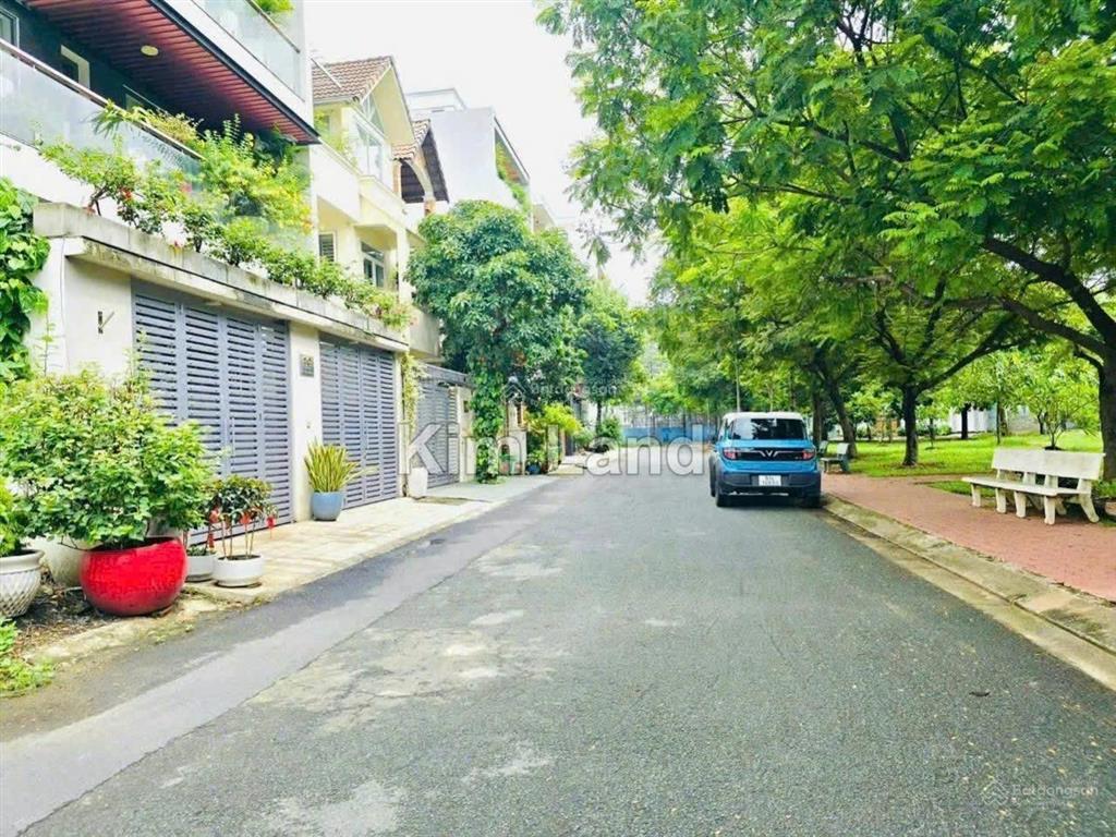 Cho thuê nhà phố an phú an khánh giá rẻ.  0904 357 ***  kim anh 72 cao đức lân