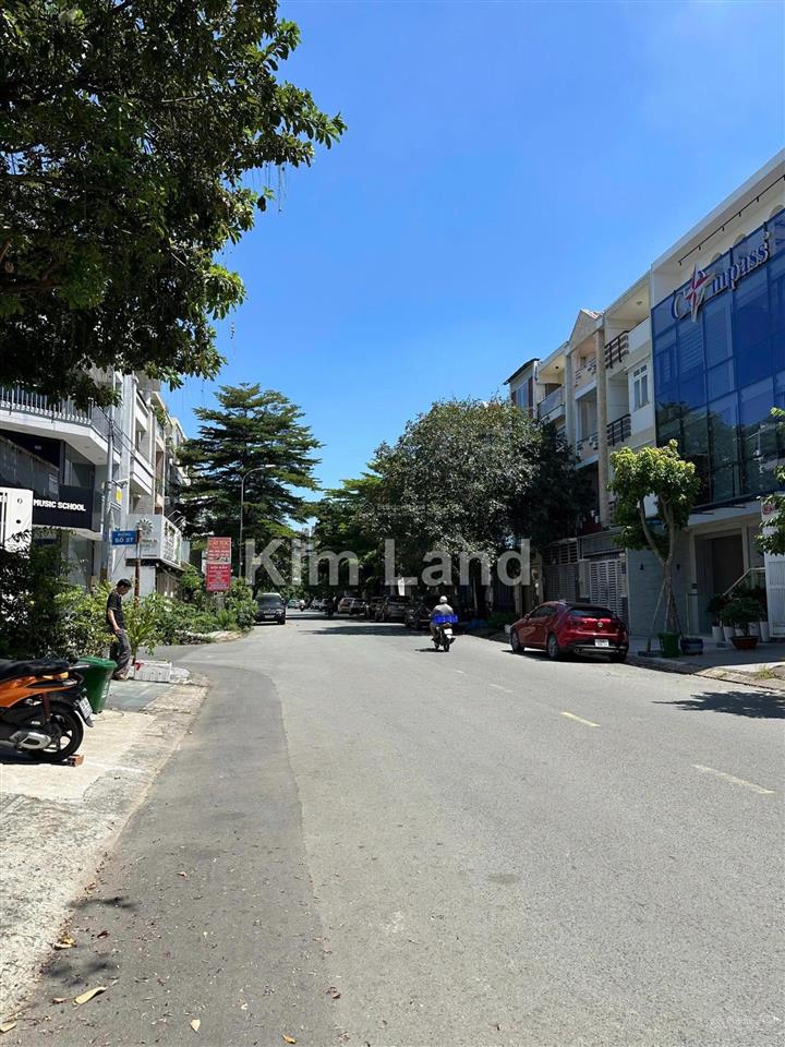 Nhà phố an phú an khánh giá rẻ nhất trong những năm qua.  xem nhà 0904 357 ***  kim anh 72 cđl.