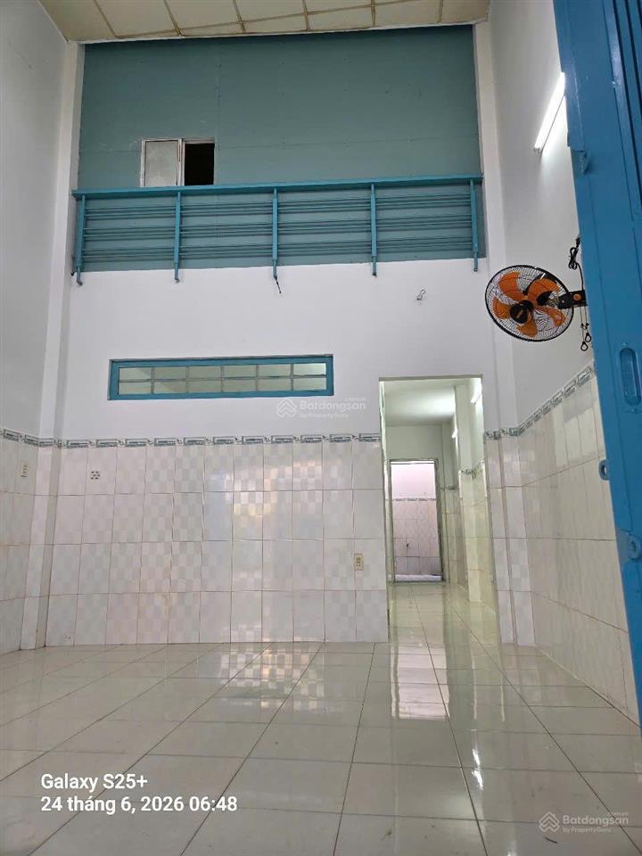 Chính chủ cho thuê nhà nguyên căn 1 trệt, 1 lầu, rộng thoáng, điện nước riêng