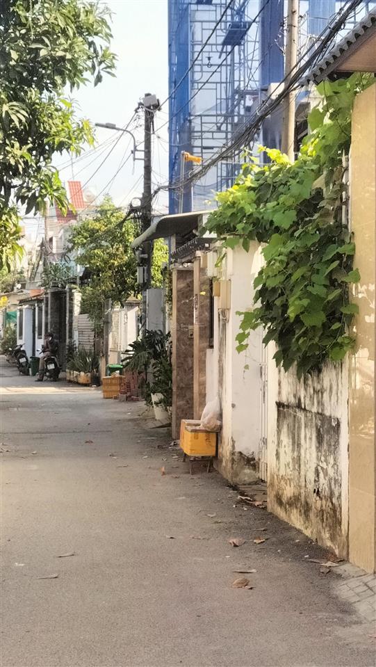 Cần bán nền đất mặt tiền đường số phường bình trưng tp hcm