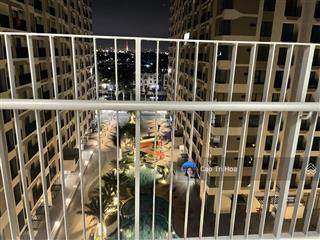 5,5tr có giường, nệm, sofa, bếp, máy hút, rèm, tủ bếp trên dưới, tại mt eastmark city