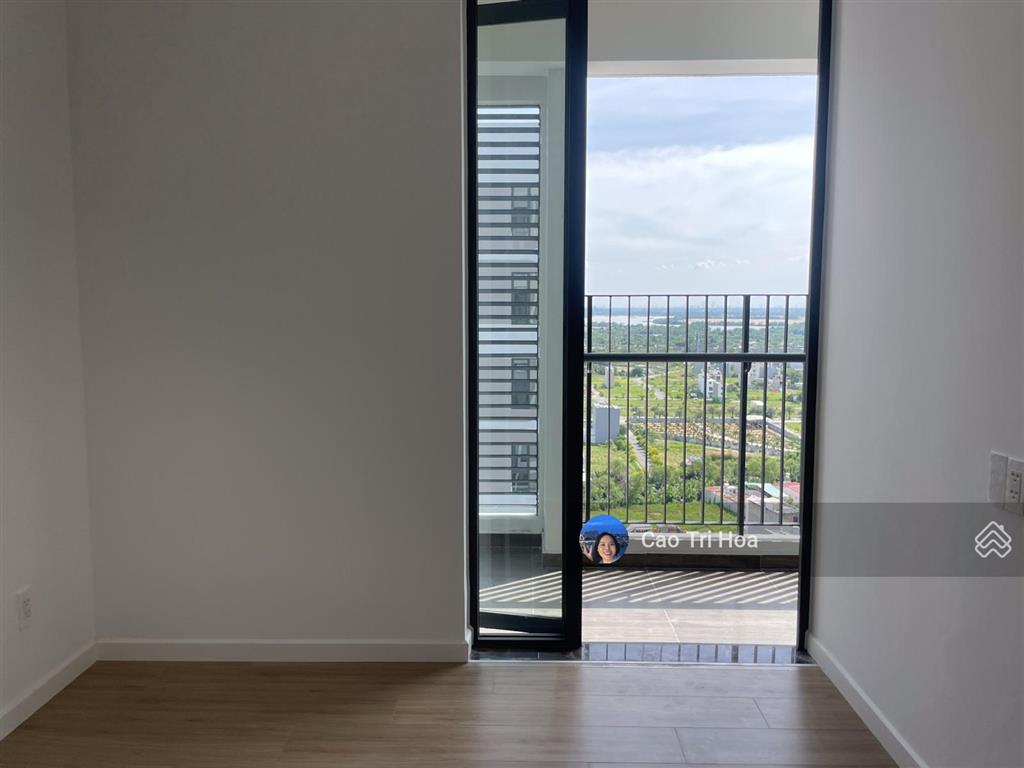 Nhà mới 100%, mua trực tiếp chủ đầu tư. 65m2 giá 3,4 tỷ. chiết khấu 15%, nhận nhà và nhận sổ ngay.