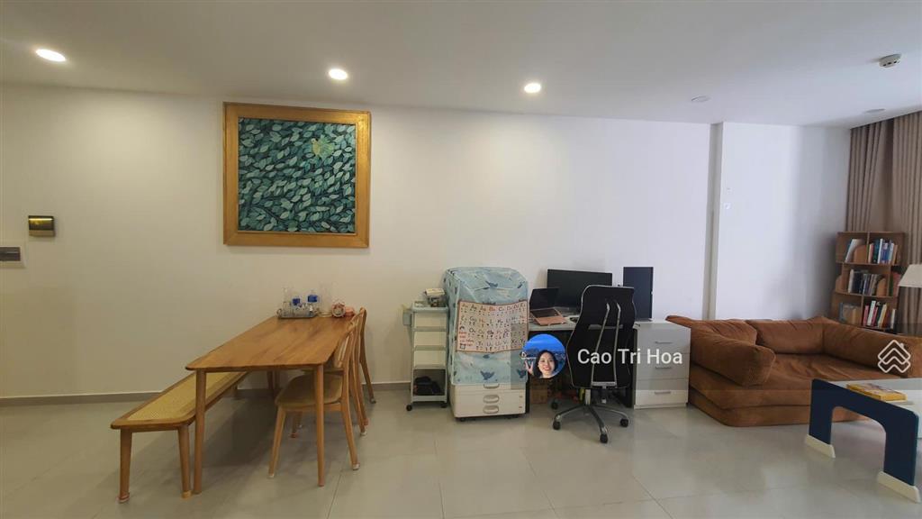 Bán căn 65m2 tại mt eastmark city giá 3,2 tỷ đầy đủ nội thất đẹp mê ly