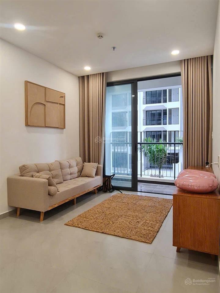 Cho thuê 1pn+1, dt 63m², mt eastmark city, giá 7,5tr. đầy đủ nội thất