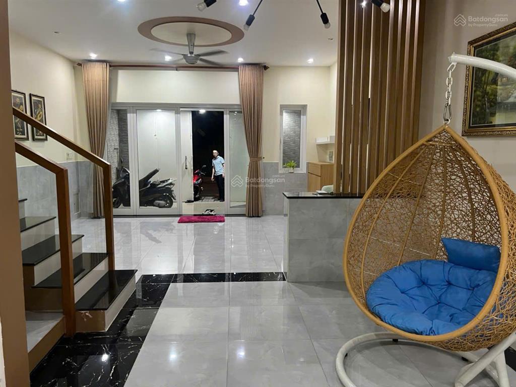 Cho thuê nhà khu 1 thạnh mỹ lợi, quận 2 dt 8x17,5m (140m2) 3 lầu 1pk1pb4pn+4wc +st giá 25tr/th