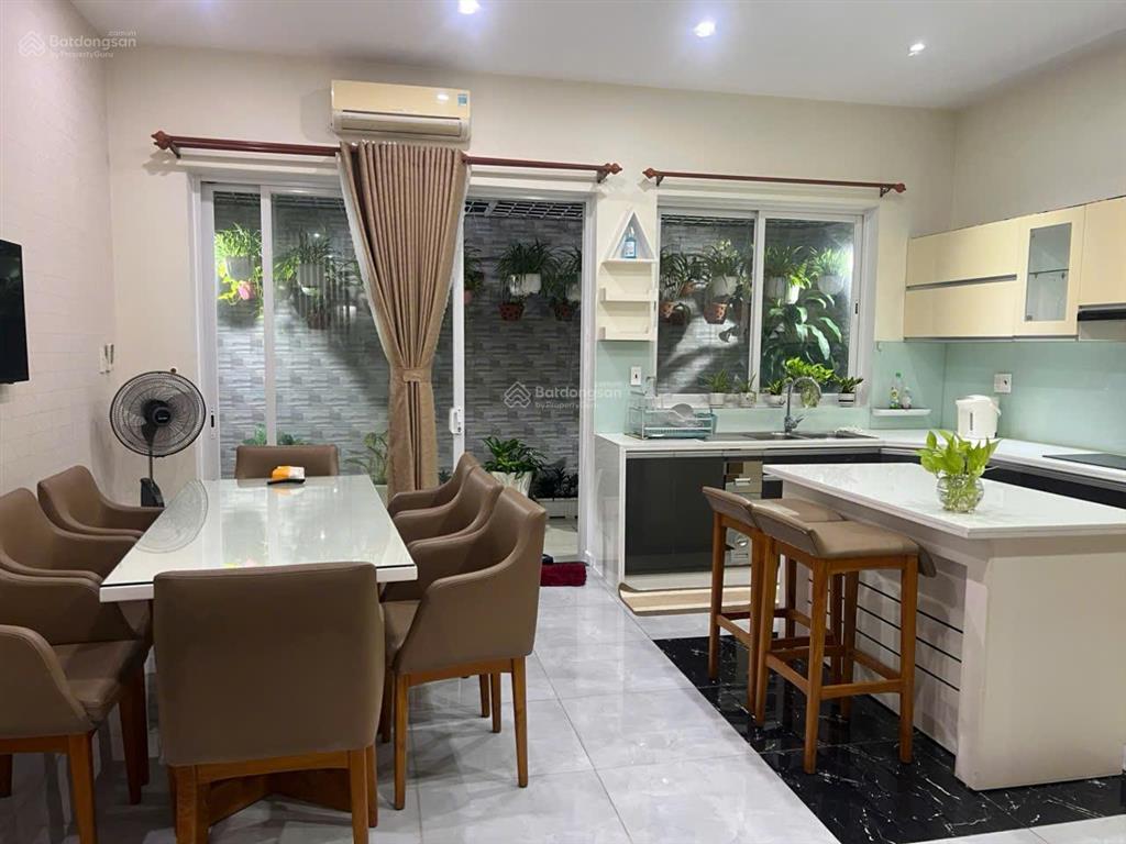 Cho thuê nhà khu 1 thạnh mỹ lợi, quận 2 dt 8x17,5m (140m2) 3 lầu 1pk1pb4pn+4wc +st giá 25tr/th