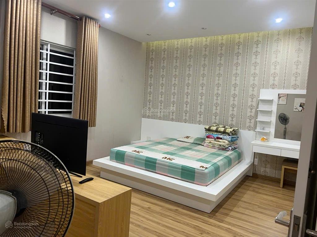 Cho thuê nhà khu 1 thạnh mỹ lợi, quận 2 dt 8x17,5m (140m2) 3 lầu 1pk1pb4pn+4wc +st giá 25tr/th