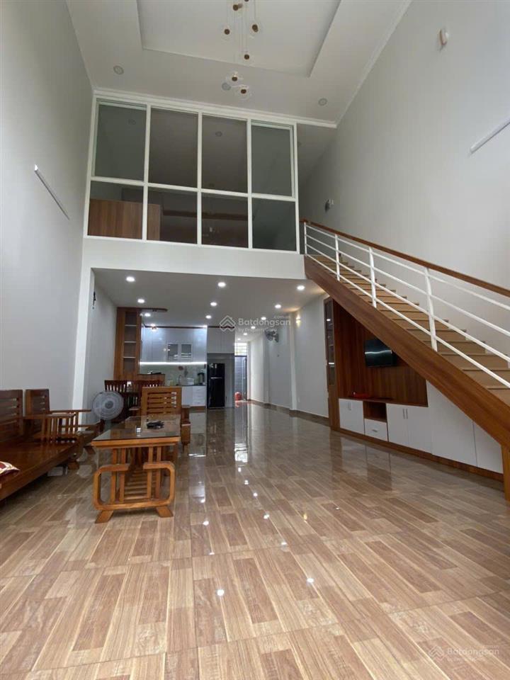 Cho thuê nhà nguyên căn khu đảo kim cương tthc thạnh mỹ lợi q2 dt 5x20m 1 trệt + 1 lầu giá 25tr/th