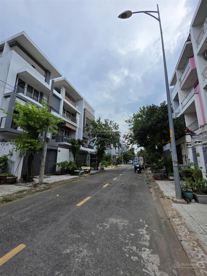 Cho thuê nhà nguyên căn dự án khu 1, phường thạnh mỹ lợi q2 dt 5x18m 1 trệt+ 2,5 lầu. giá 25tr/th