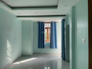 Bán nhà biệt thự ngang 8x21 đường rộng, nhà mới dọn vào ở ngay, 1 trệt 2 lầu, giá chỉ có 18tỷ 700