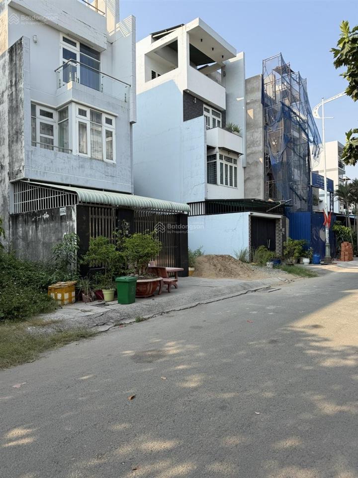 Cần bán lô nền phố giá tốt khu dân cư đông thủ thiêm chỉ 11ty8 hướng đông nam
