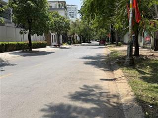 Cần bán lô nền phố giá tốt khu dân cư đông thủ thiêm chỉ 11ty8 hướng đông nam
