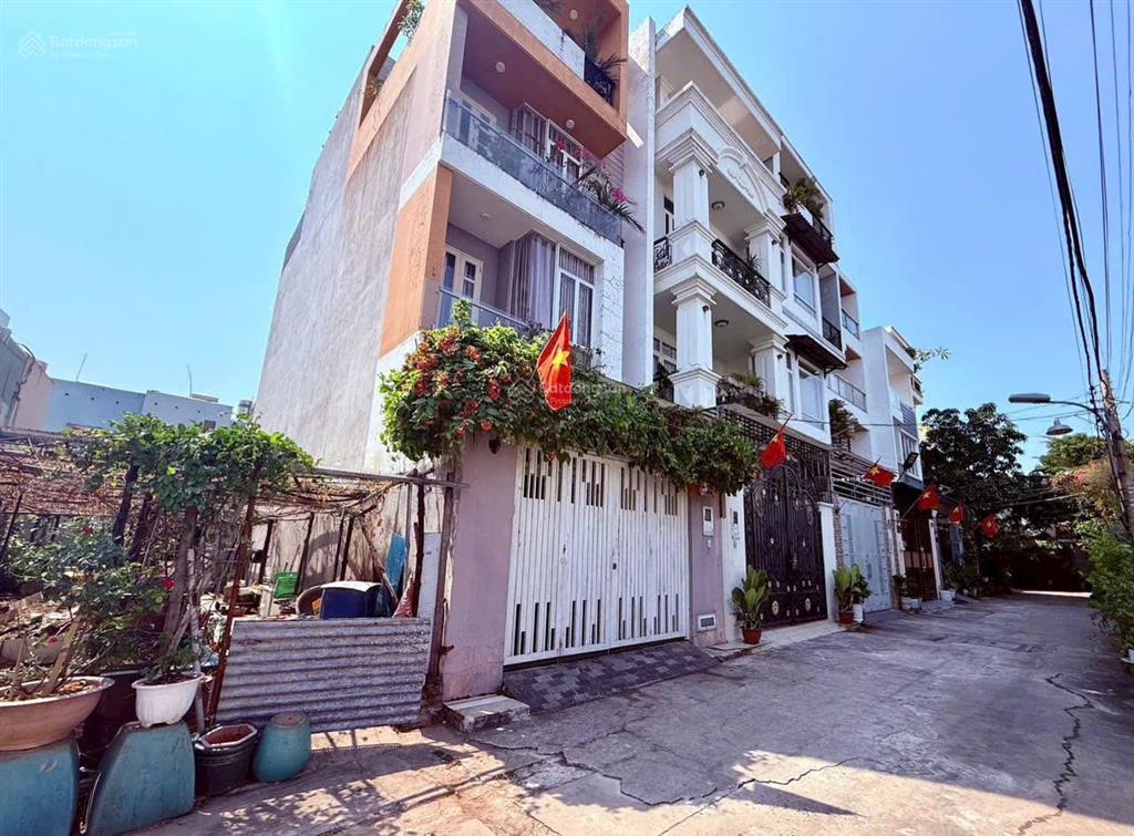 Cần bán gấp lô đất vuông vức đẹp khu đông thủ thiêm giá 8,6 tỷ (87m2)