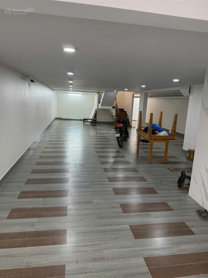 Cho thuê nhà mới chưa qua sử dụng giá tốt khu đông chỉ 30tr/tháng