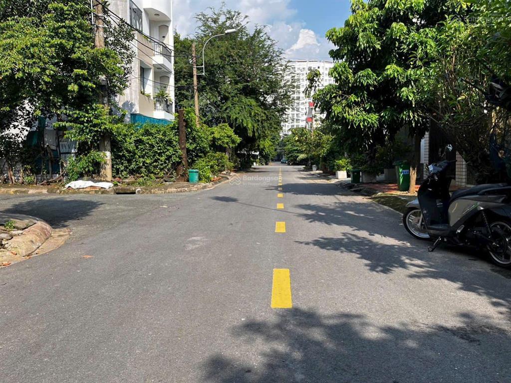 Bán gấp trong tháng khu dân cư 10 mẫu giá hời chỉ 10 tỷ 5 (5x20m)