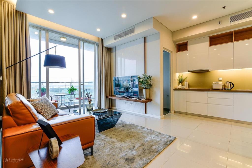 Cho thuê gấp căn hộ 2 phòng ngủ, tòa nhà sarimi sala