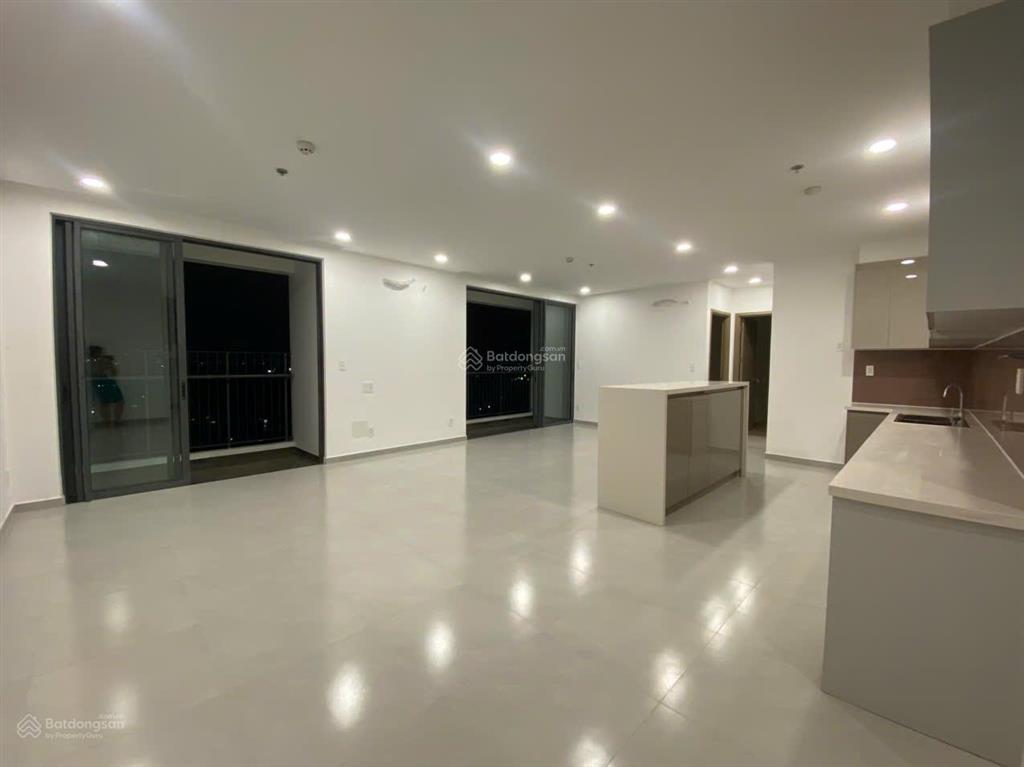 Bán duplex 181.7m2=4pn+2pk+4 balconies mới 100% sổ sẵn view siêu đẹp ngắm hoàng hôn sông, city view
