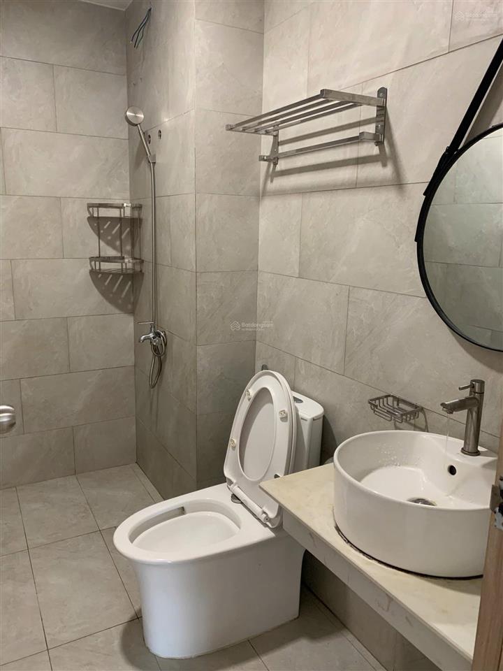 Chính chủ bán gấp citi esto nt full, dt 56m2 (2pn) giá 2 tỷ 950, nhận nhà ngay.  0938 783 ***