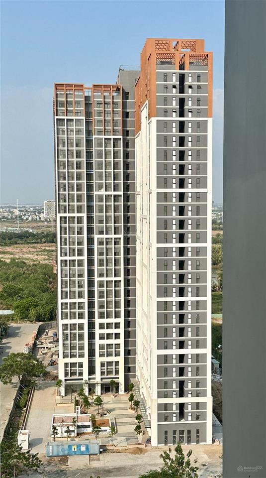 Bán ch citi alto 2pn 2wc  giá 2 tỷ 980  nt cơ bản nhận nhà ở ngay   0938 783 ***