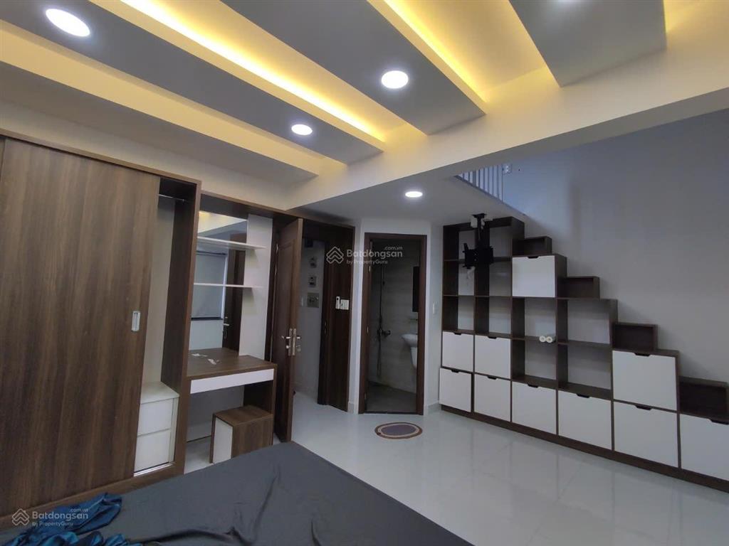 Chính chủ cần bán gấp nhà phố 1trệt 2 lầu citi bella 2, sổ hồng  giá 10 tỷ  q2   0938 783 ***