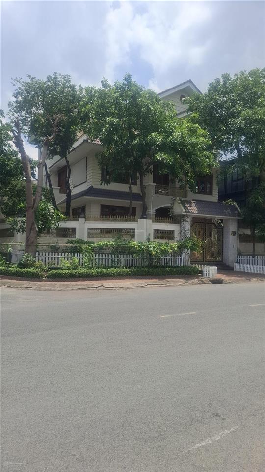 Chính chủ bán căn biệt thư siêu hiếm và đẹp tại khu đô thị an phú an khánh dt 350m2